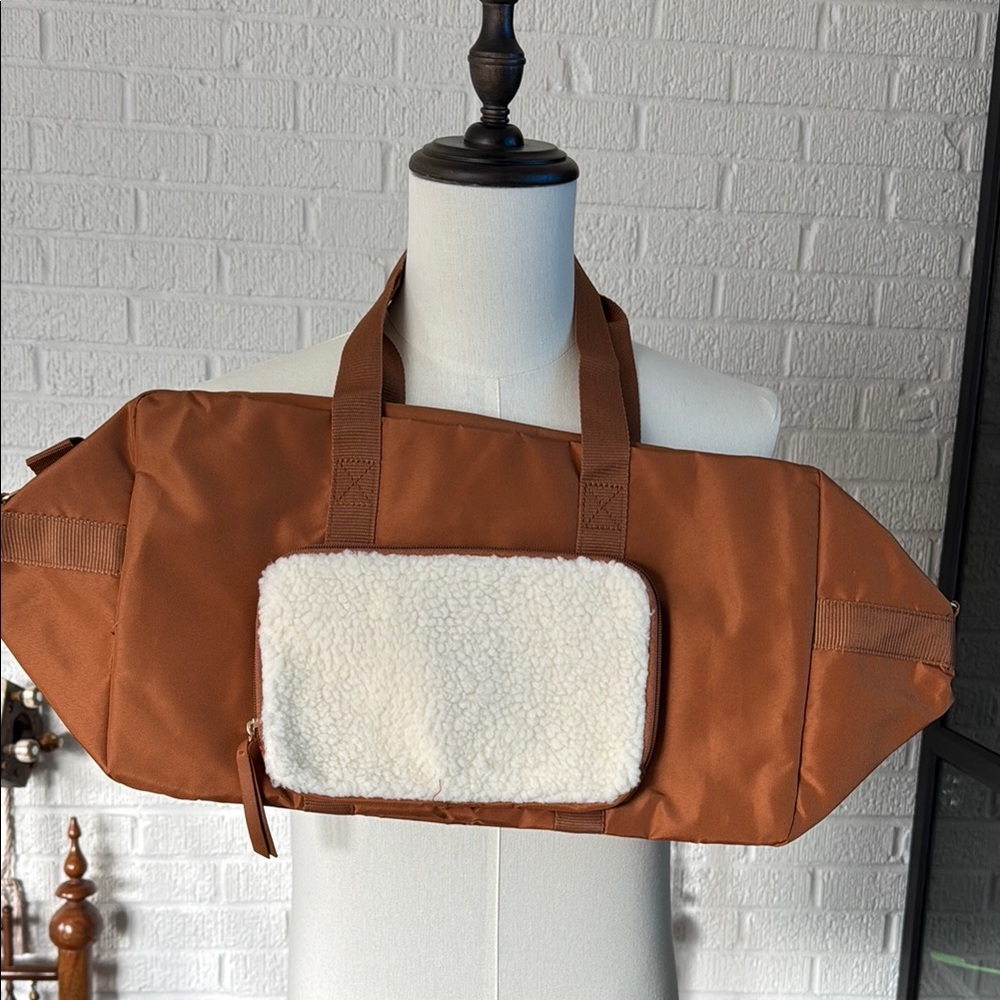 DSW weekender duffle travel bag